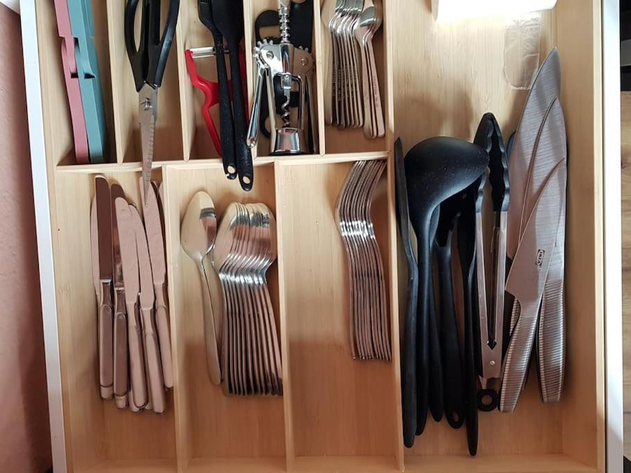 Schicke & Zentrale Altbauwohnung لبسيا المظهر الخارجي الصورة